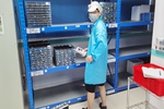 為半導體貨架選擇優質長效防靜電膠皮需要考慮哪些因素？